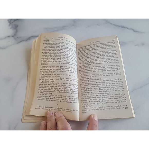 Main Street Sinclair Lewis Paperback - Picture 6 of 10